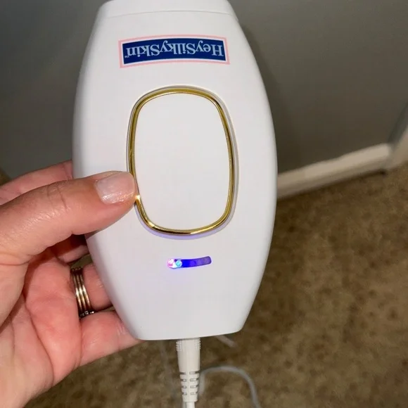 EUC Hey Silk Skin Laser Hair Removal Set With Safety Red Glasses - Picture 4 of 6